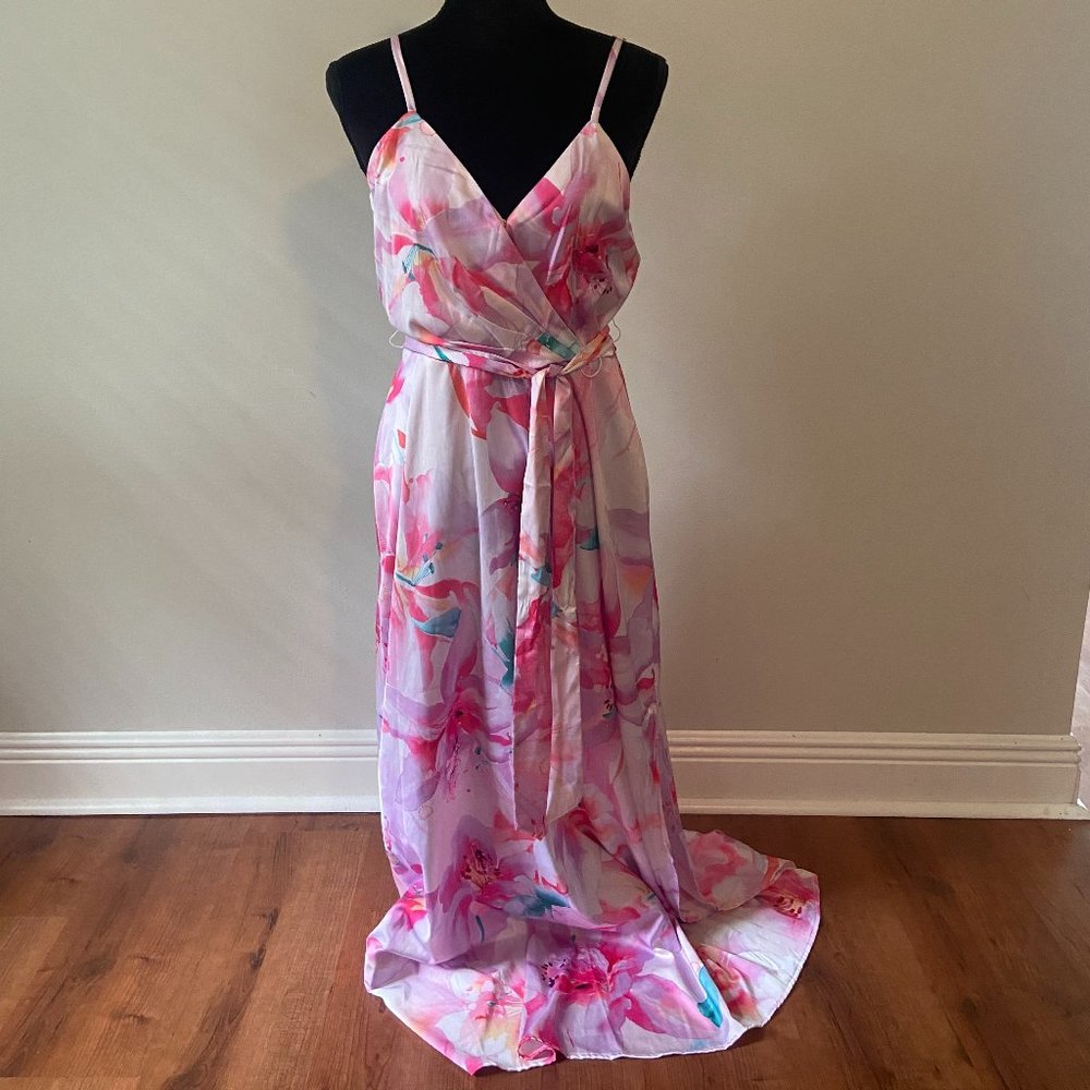 BNWT NICOLE MILLER NEW YORK MULTI FLORAL MAXI DRESS! Size Small